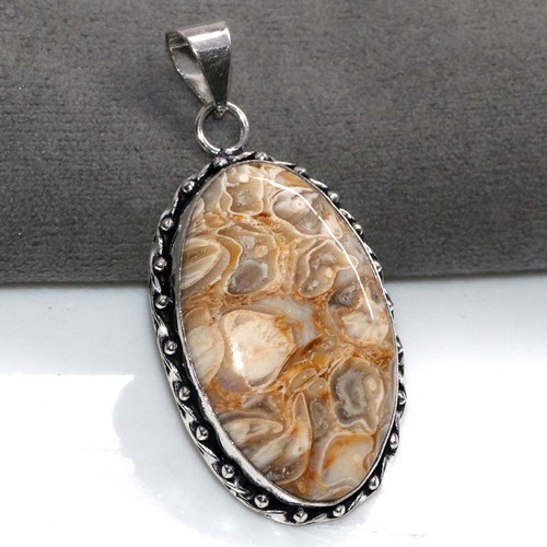 Pendentif fossile rocaille - fossile,