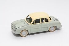 Lion Toys by Jefe Renault