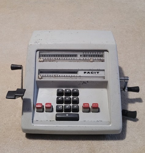 Ancienne machine calculer - machine, à