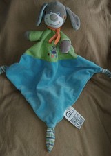 doudou plat chien vert bleu