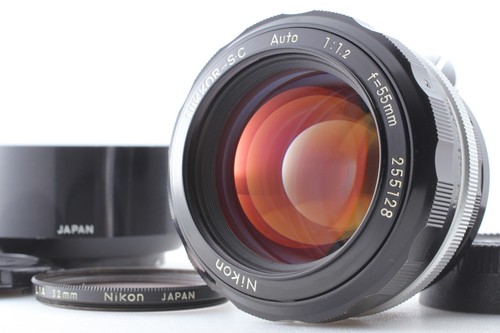 Near mint objectif nikon - mint],