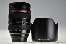 Near MINT Canon EF 28-70mm
