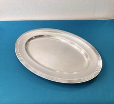 Plat de service ovale
