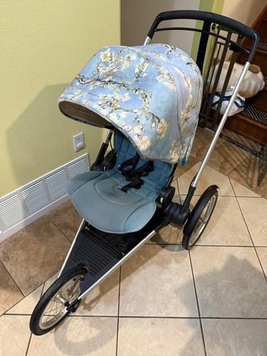 Bugaboo bee and - bee,