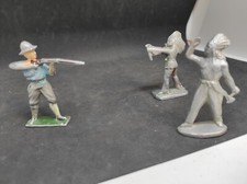 Quiralu 3 soldats indiens et