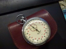 beau chronomètre allemand,Hanhart au 1/10 SEC,étui cuir,D 55mm