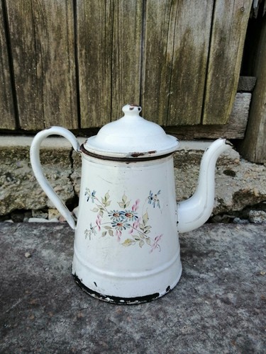 Jolie cafetière tôle - jolie,