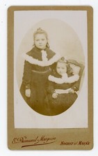 PHOTO CDV Dumesnil-Marguin à Nogent s/Marne, 2 soeurs posent mode fashion