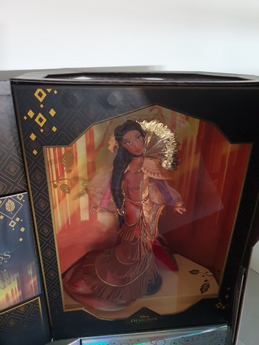 Poupée limitée disney - poupée,