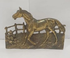 sculpture cheval barrière