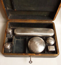 Nécessaire de toilette en