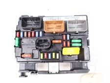 Platine fusible av occasion CITROEN C3 PICASSO Phase 2 - 1.6 HDI 90ch -