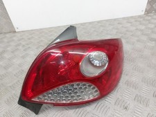 Feu arriere principal droit