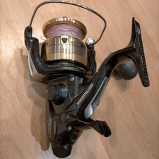 SHIMANO BAITRUNNER 8000D