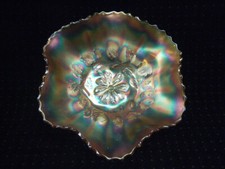 RARE COUPE CARNIVAL VERRE PRESSE MOULE  IRISE PLAT CORBEILLE ASSIETTE VIDE POCHE