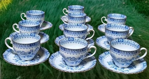 Tasses porcelaine bavaria - 10,