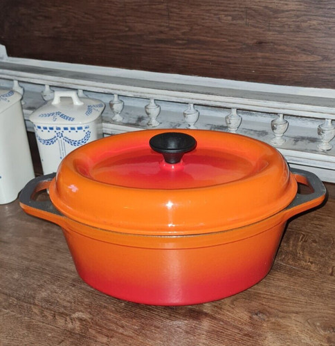 Ancienne cocotte fonte - ancienne, en