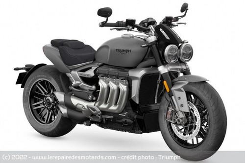 Pompe essence triumph - à,
