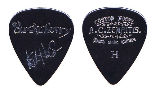 Médiator guitare signature - de,