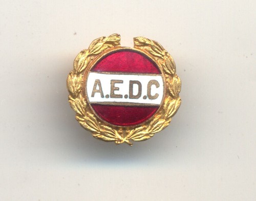 Insigne boutonniere broche - /,