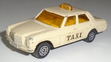 voiture CORGI JUNIORS TAXI