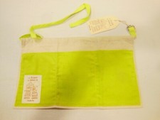 Lot de linge jouet MOULIN ROTY: tablier porte outils vert ref 712785