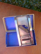 Ancien outil de coiffeur affutoir pour coupe choux lame couteaux  art populaire