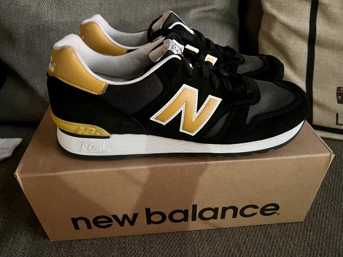 New balance 670 size mens - 9.5,