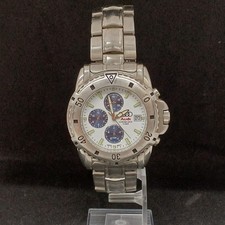 Montre Audi avec rayures