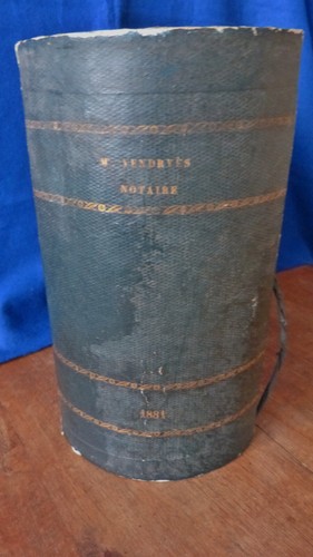 Ancienne boite carton