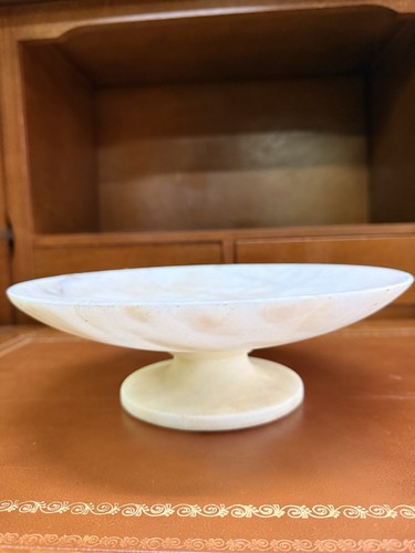 Grande coupe sur pied - , en