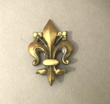 ancien cache clou / piton