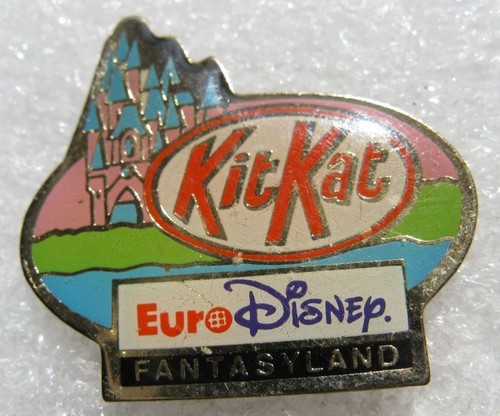 Pin kitkat chateau de - pin's,