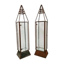 Paire de grandes vitrines anciennes de détail de style industriel