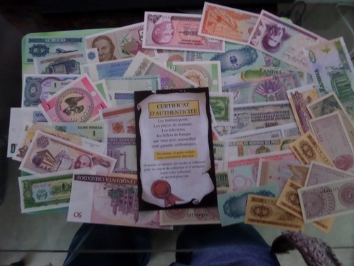 Pochette de56 billets