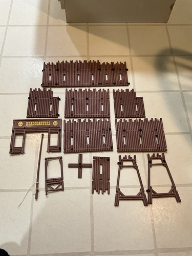 Playmobil western fort - *,