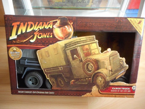 Hasbro 2008 indiana jones - hasbro,