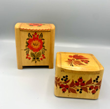 2 boites bois vernis décor d'oiseaux, fruits et fleurs couvercle vintage RUSSIE?