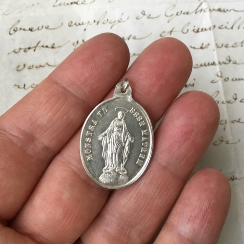 Pendentif médaille ancienne - pendentif,