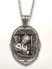 Authentique et rare bijou vintage – Style victorien romantique