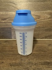 Tupperware shaker - tupperware,