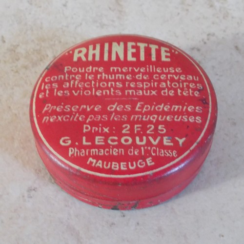 Ancienne boite pharmacie