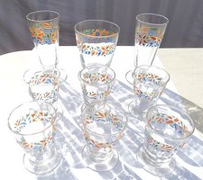 ancien joli ensemble de 9 verre emaillé decor fleur dont 6 verres a liqueur