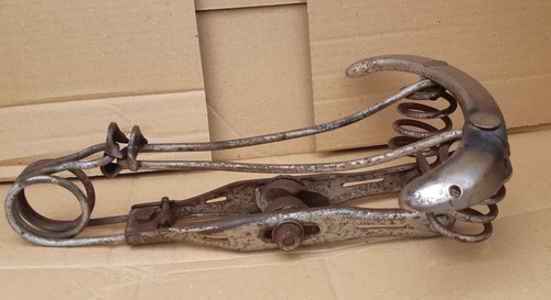 Ancienne armature selle - ancienne,