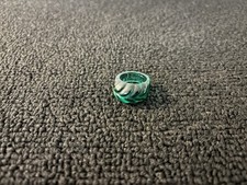 Bague modèle « feuille »