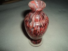 Vase miniature en pate de