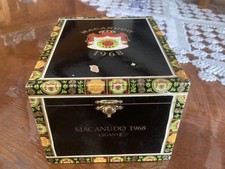 Ancien coffret  en bois  vide de  20 cigares Macanudo  1968
