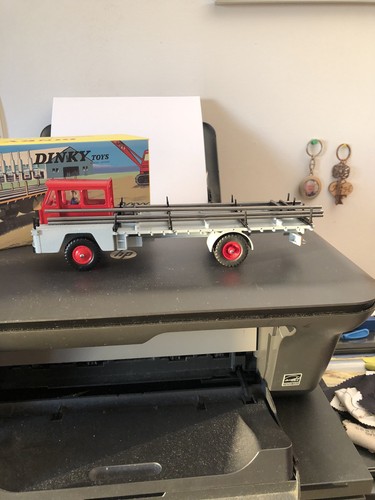 Camion saviem porte - saviem, dinky