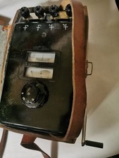 Ancien Instrument De Mesure Contrôleur De Terre À Magnéto Type MT/50