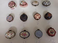 boite à pilule en porcelaine